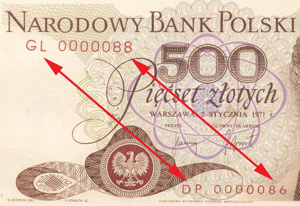 Dwie różne serie i numeracje 500 złotych 1971 z Marią Skłodowską-Curie